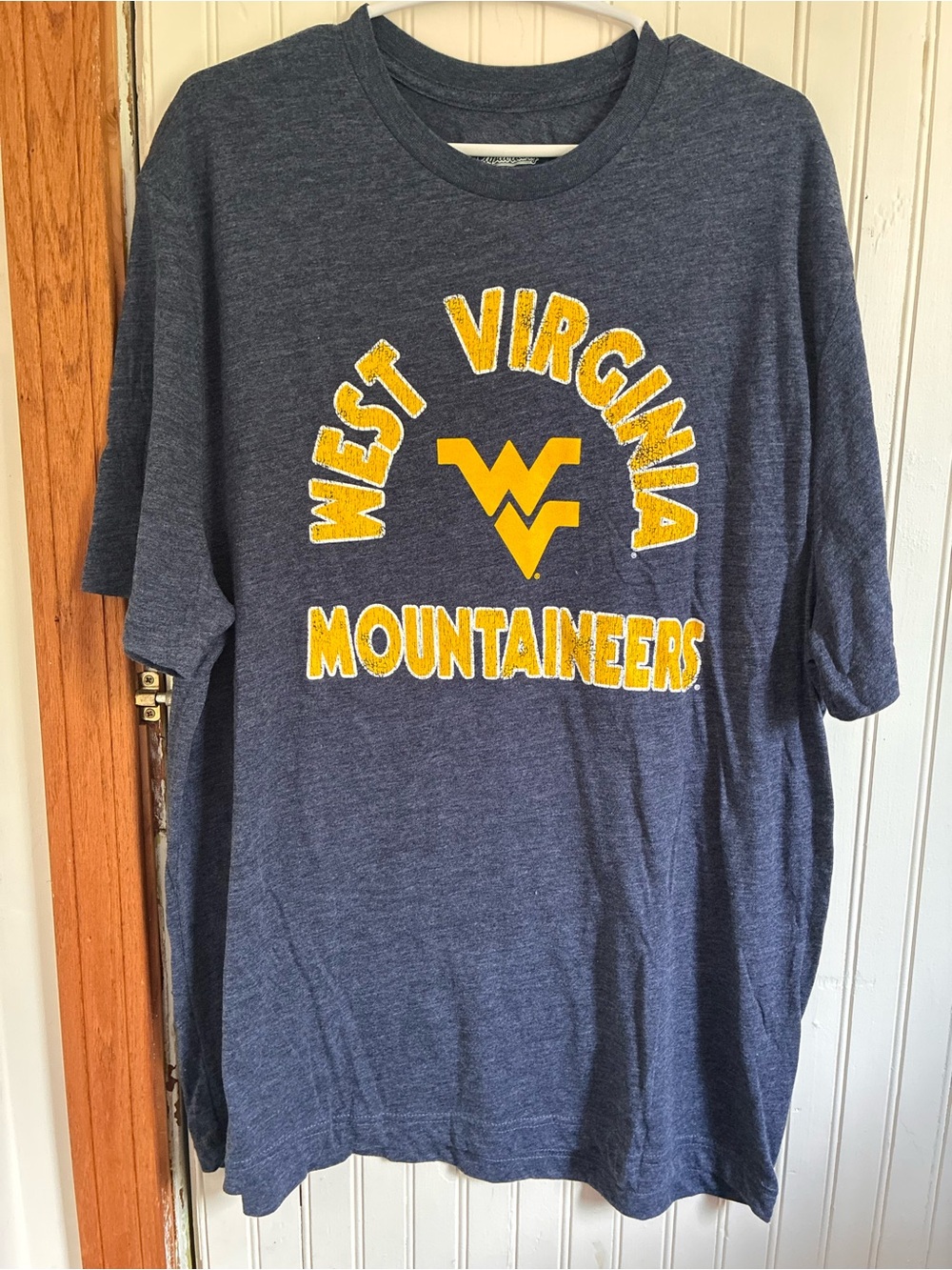 Fanatics Navy Blue West Virginia Mountaineers Logo Tee